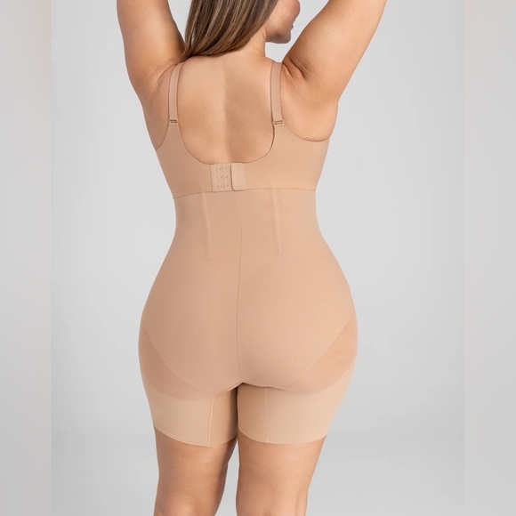 NEW Honeylove Superpower Shorts Shapewear Sand Tan Plus Size 3X NWT - Picture 4 of 9